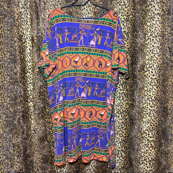 BIG 90s Egyptian All-Over Print T- Shirt - Picture 1 of 3